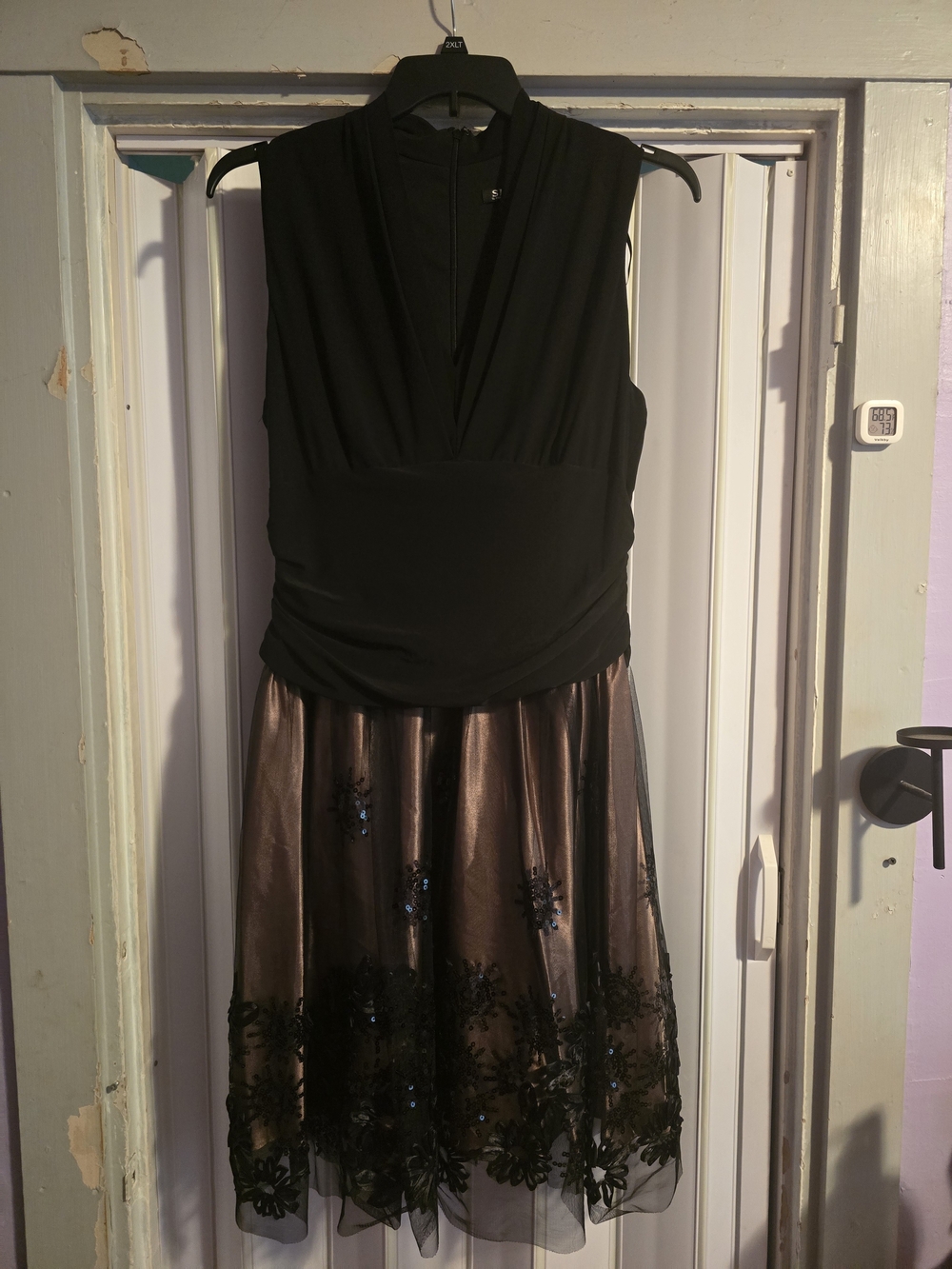 SLNY Black Bodice with Bronze Metallic Floral Midi Dress